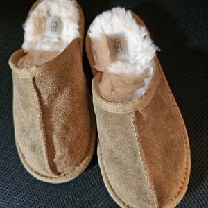 Ugg slippers